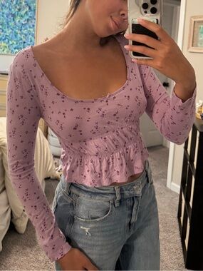 Pacsun Women’s Lavender Floral Scoop-Neck Long Sleeve Top